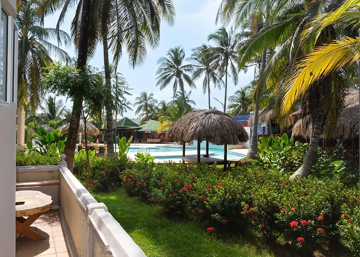 Hotel Playa Palmeras Cartagena - Vía al Mar